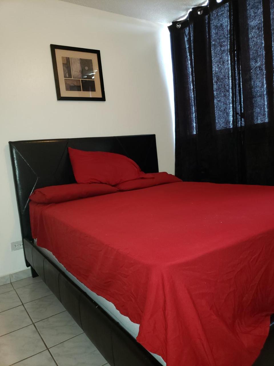 Beach Front Apt Isla Verde 3 Appartamento San Juan Esterno foto